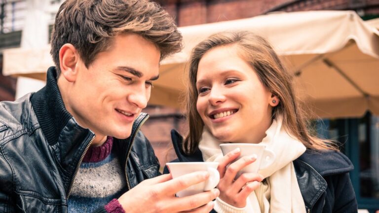 20 Enjoyable Date Ideas For People Who Can’t Get Over Their Shyness